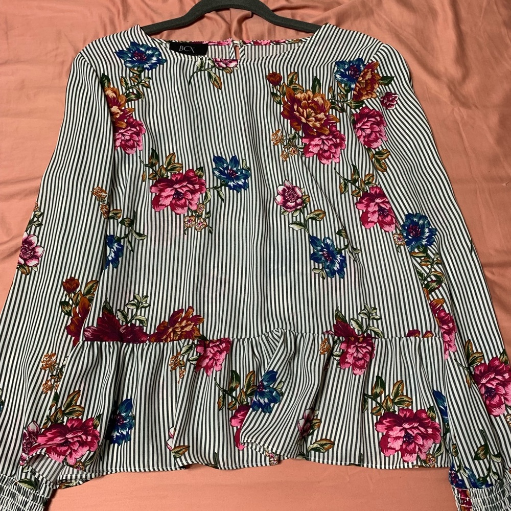 Long sleeve floral/strip print top